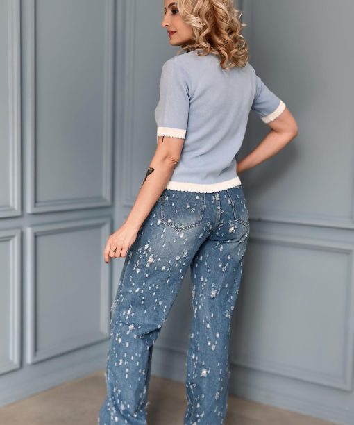 Alternative view of Džinsai