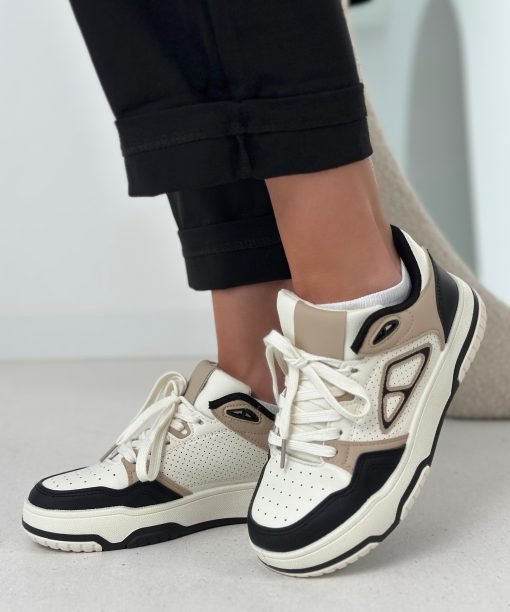 Juodos spalvos kedai