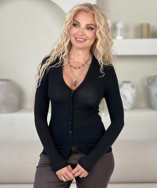 Palaidinė su sagutėmis, su kašmyru, juoda spalva