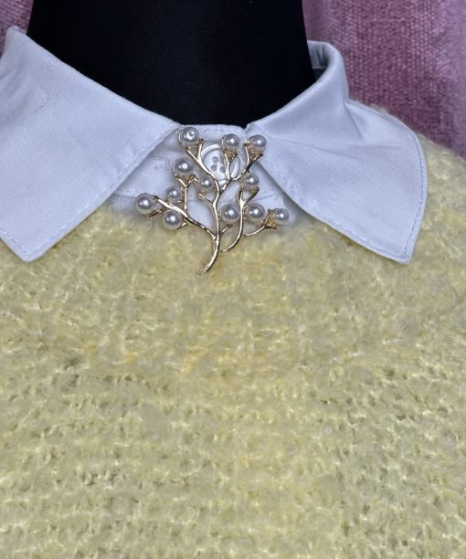 Alternative view of Segė "Žydinti šakelė"