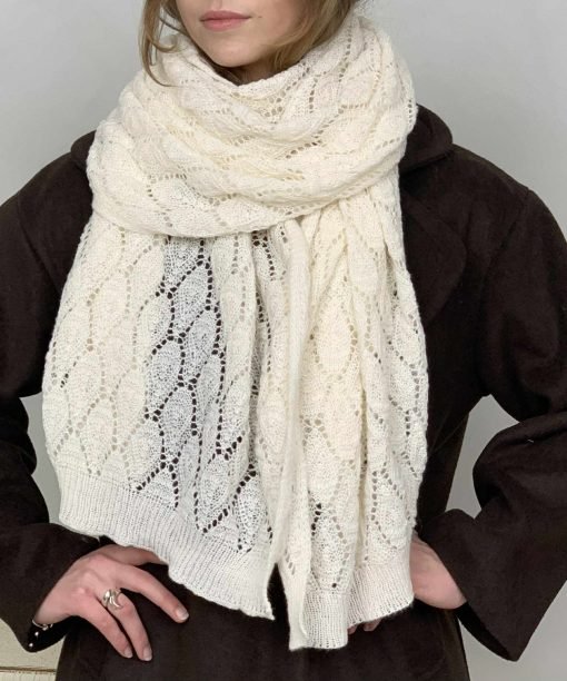 Šalikas „Ažūrinis”, pieno spalva