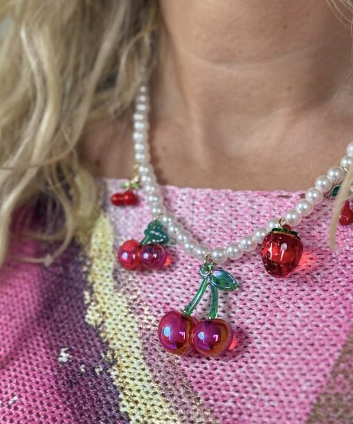 Kaklo papuošalas "Vyšnios ir perliukai"