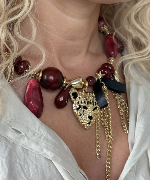 Kaklo papuošalas "Leo ir monetos", vyno spalva