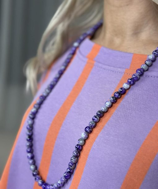 Kaklo papuošalas "Violetiniai karoliai"