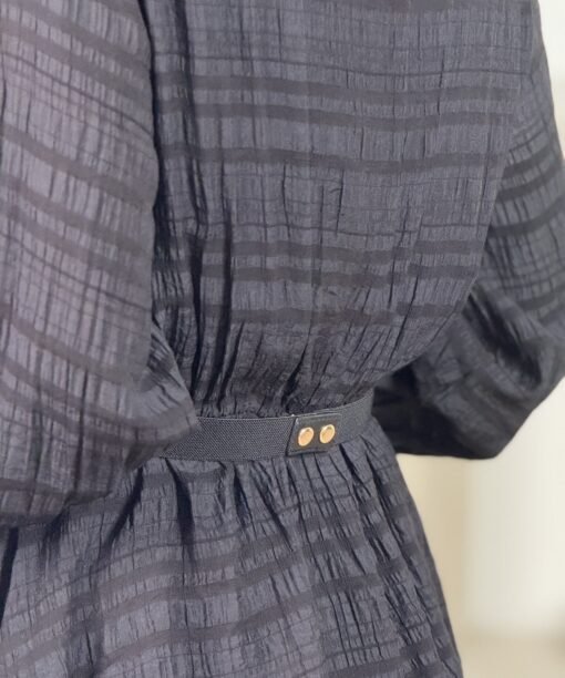 Alternative view of Dirželis su aukso spalvos sagtimi, stačiakampio formos