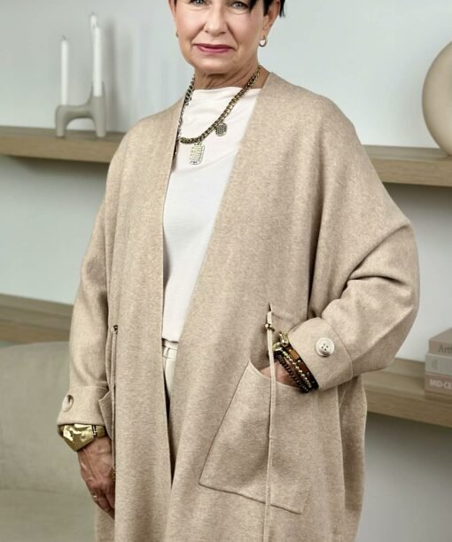 Alternative view of Kardinagnas, latte spalva