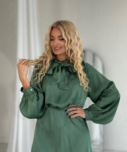 Viskozinio šilko palaidinė, chaki spalva