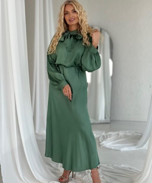 Alternative view of Viskozinio šilko palaidinė, chaki spalva