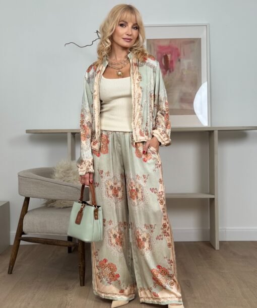 Alternative view of Rankinė "Arbatėlė", mėtų spalva