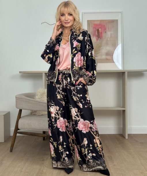 Kostiumėlis "Didelės gėlės Bijūnai", juoda spalva