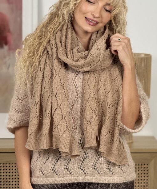 Šalikas „Ažūrinis”, camel spalva